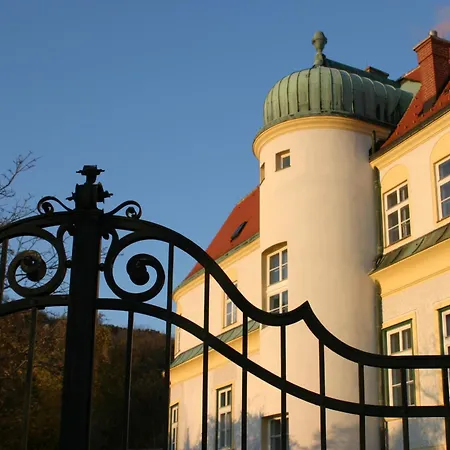 Hotel Schloss Gumpoldskirchen