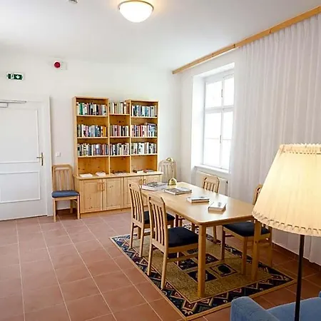 Schloss Hotel 3*