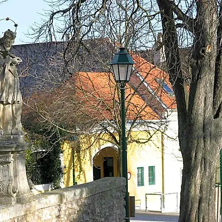 Schloss Hotel 3*