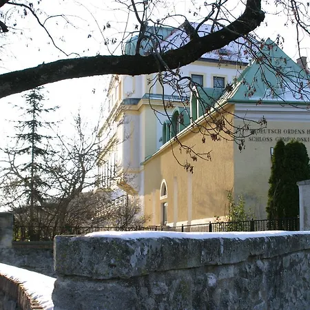 Schloss 3*