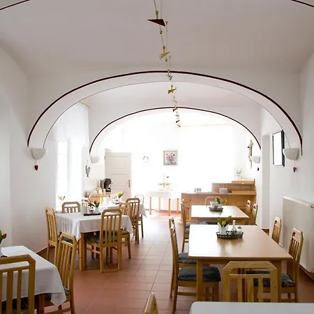 Schloss Hotel Gumpoldskirchen