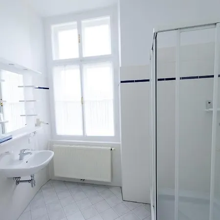 Schloss 3* Gumpoldskirchen