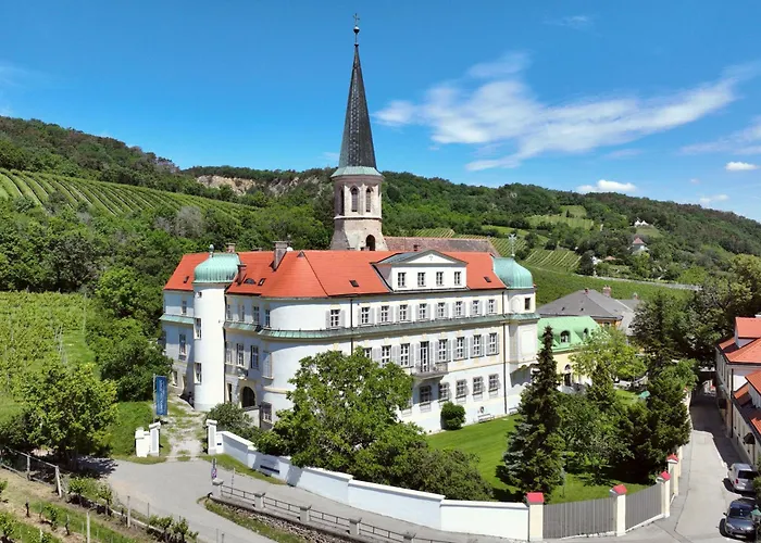 シュロス グンポルツキルヘン グンポルツキルヒェン