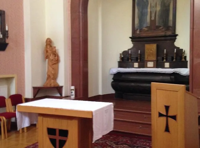 シュロス グンポルツキルヘン ホテル