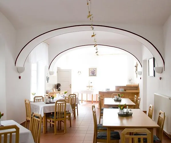 Schloss Hotel Gumpoldskirchen