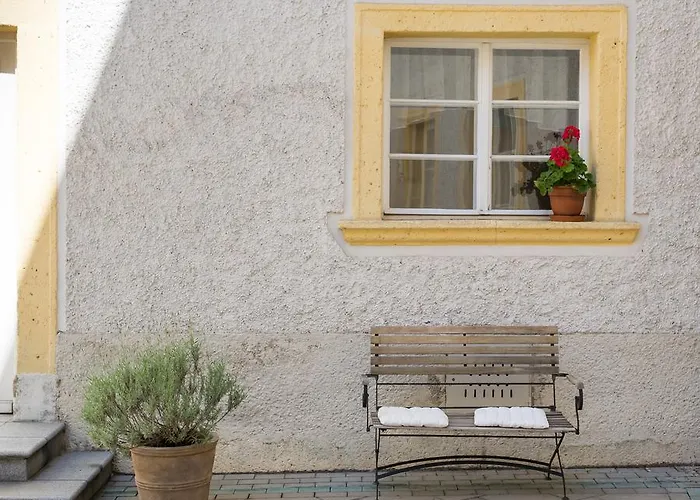 ホテル シュロス グンポルツキルヘン 3*