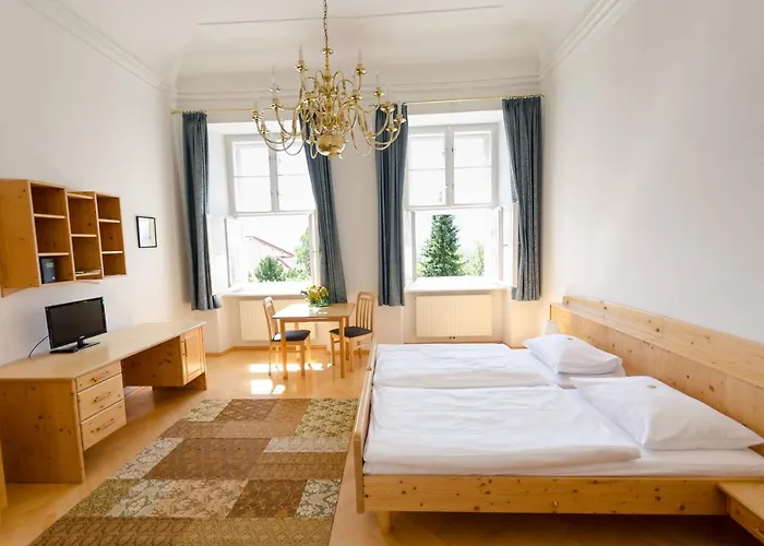 シュロス グンポルツキルヘン 3* グンポルツキルヒェン